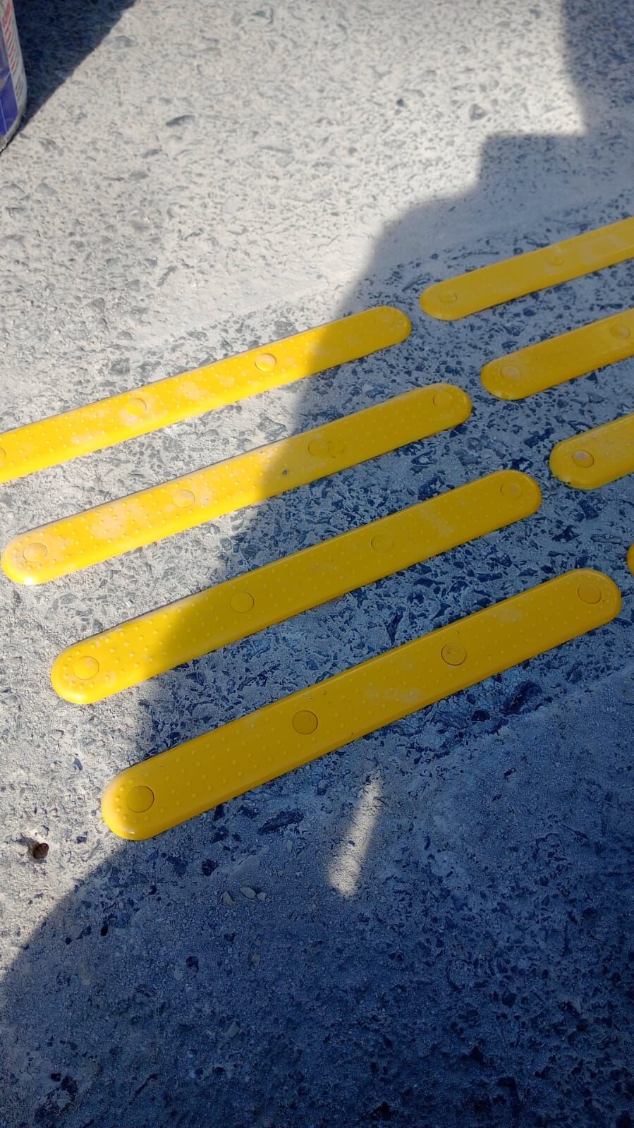 Hissedilebilir Yüzey Görme Engelli Yürüme Yüzeyleri Uyarıcı Tip (Sarı) 40x40cm